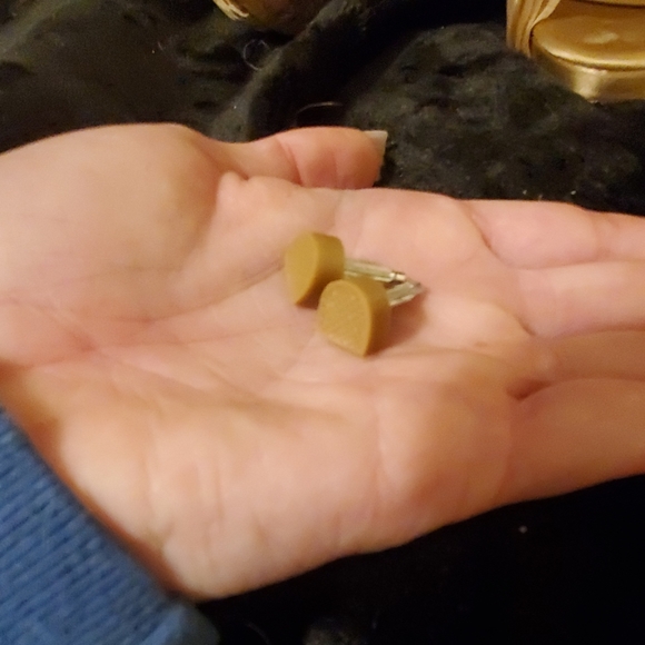 Badgley Mischka Champagne Heels - Picture 4 of 7